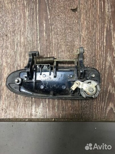 Ручка двери внешняя передняя правая Mazda 626 GF