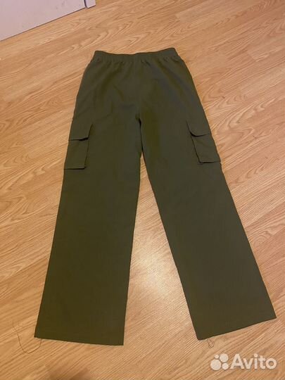 Штаны карго зеленые
