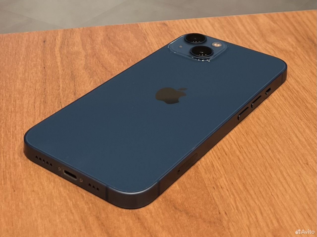 iPhone 13, 128 ГБ, SIM + eSIM