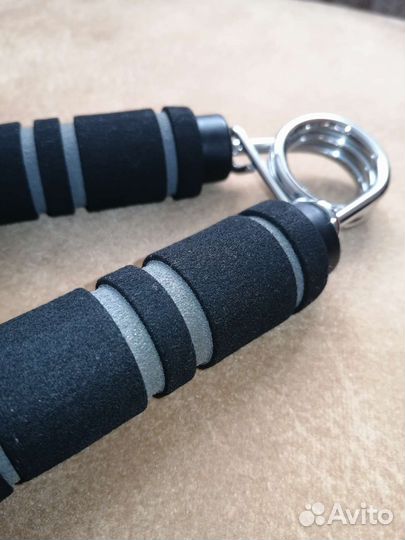 Эспандер кистевой