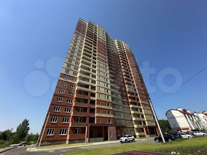 2-к. квартира, 71,2 м², 2/24 эт.