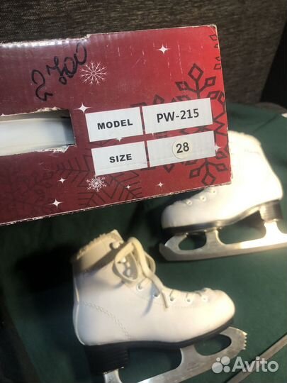Коньки фигурные детские 28 размер