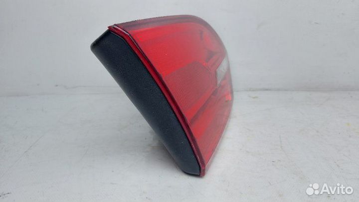Фонарь задний левый Volkswagen Jetta 6 2.0 TDI