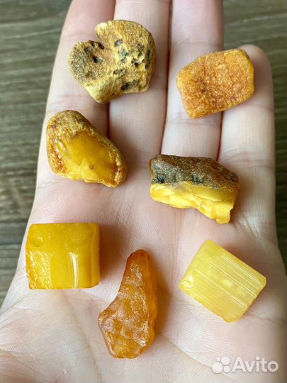 Янтарь минерал камень