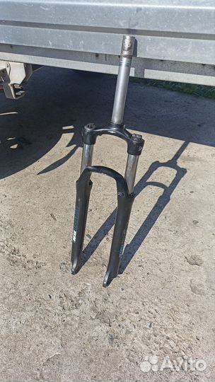 Алюминиевая вилка для велосипеда suntour xcm v3 26