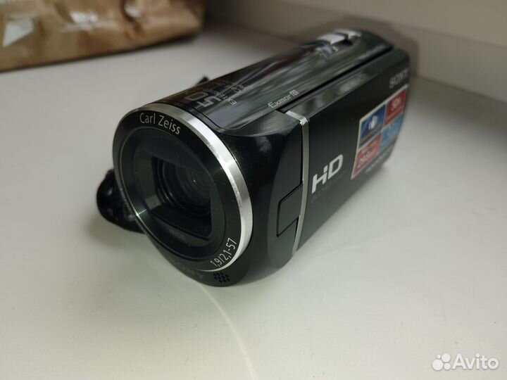 Видеокамера Sony HDR-CX280E