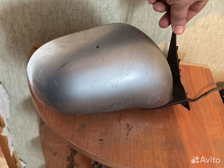 Правое зеркало Nissan Skyline PV35