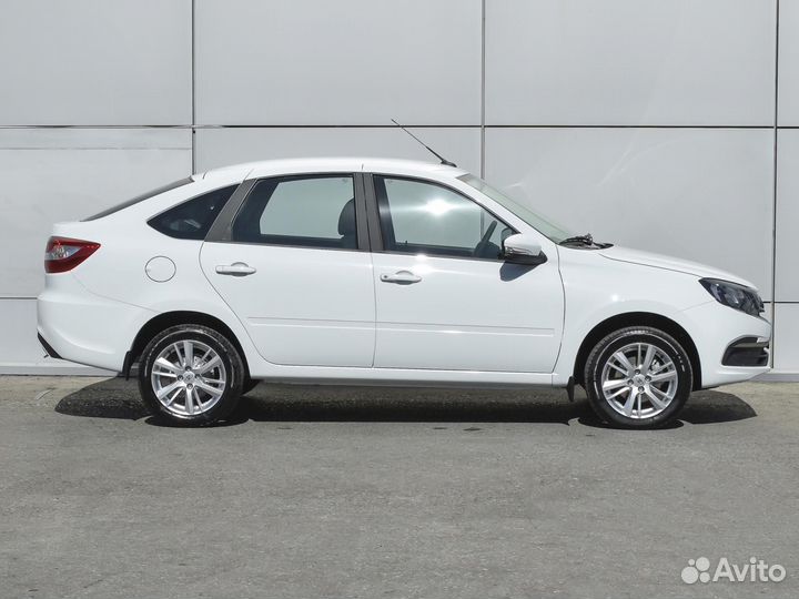 LADA Granta 1.6 МТ, 2023, 32 км