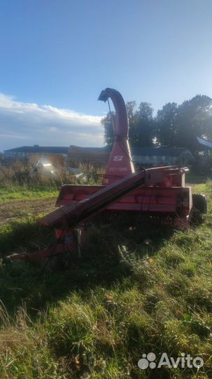 Комбайн прицепной Измельчитель-подборщик JF, Дания