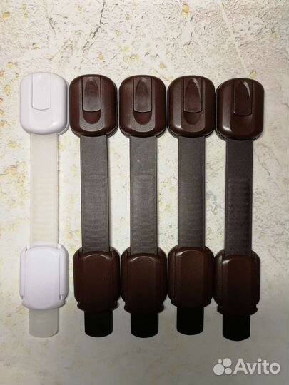 Блокиратор для мебели от детей