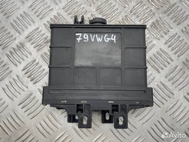 Блок управления АКПП Volkswagen Golf 2.0 AZJ