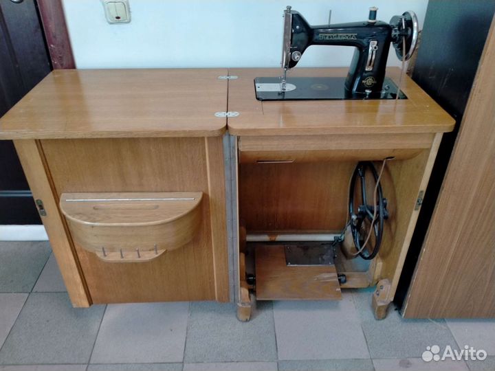 Швейная машинка textima