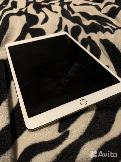 iPad pro 10.5 256gb sim