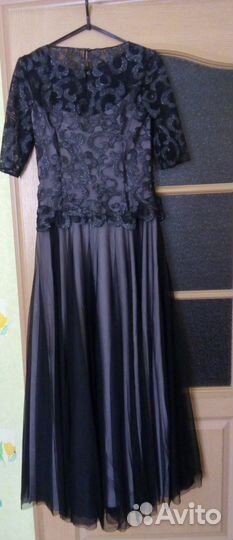 Вечернее платье