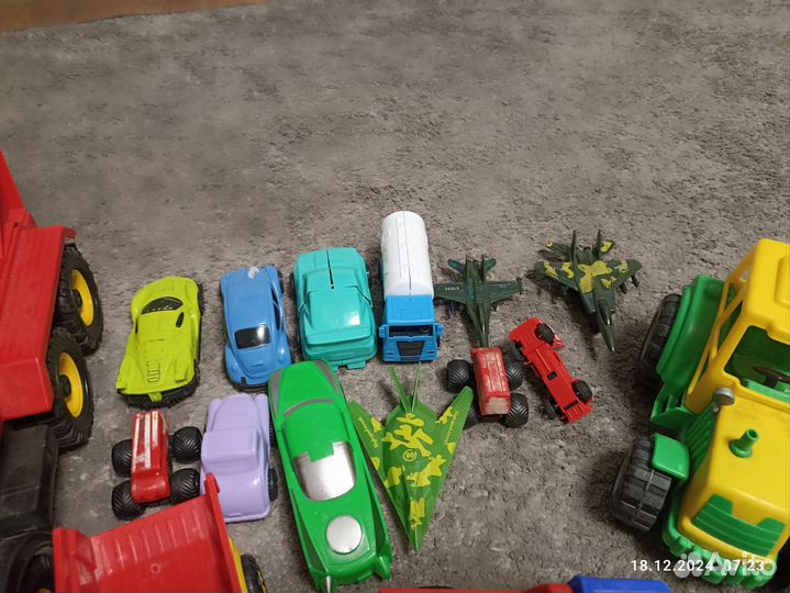 Игрушки для мальчика пакетом