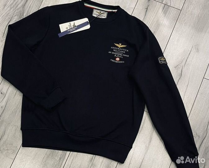 Джинсы Aeronautica,свитшот (Новые