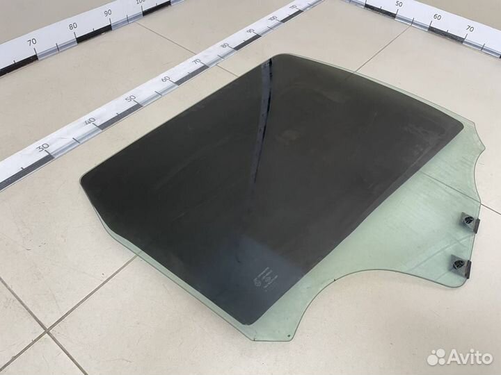 Стекло двери задней правой Nissan Terrano D10 2014