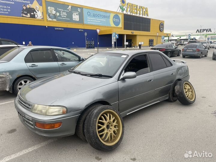 Toyota Carina 1.6 AT, 1993, 200 000 км