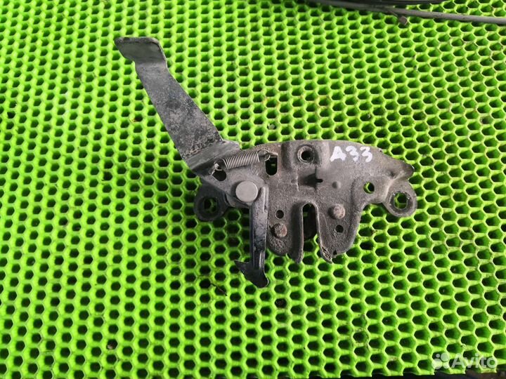 Замок капота Ниссан цефиро А33