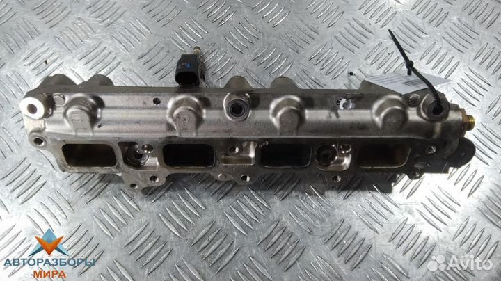 Топливная рампа Volkswagen Golf 5 2009 GK284AHB