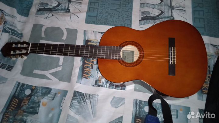 Гитара Yamaha c40