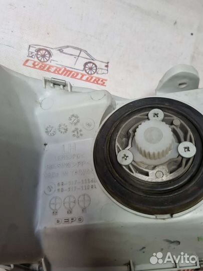 Фара передняя правая honda: accord viii 03