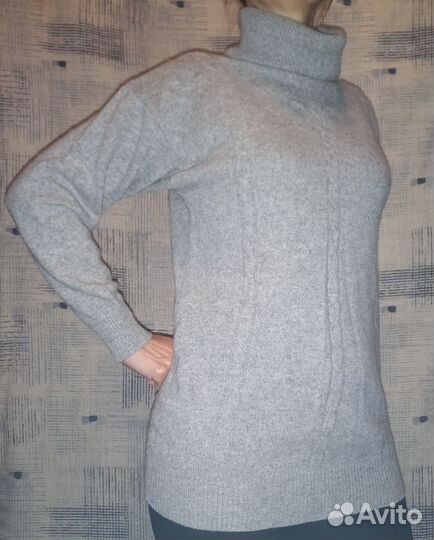 Свитер женский размер L