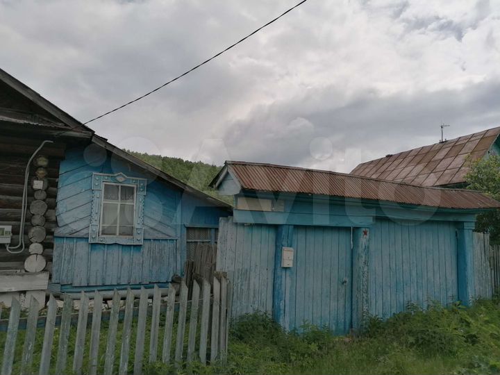 Дом 24,3 м² на участке 25 сот.