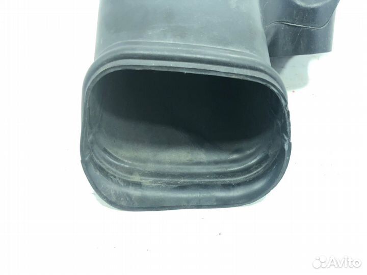 Воздуховод на впуск Subaru Forester SG5