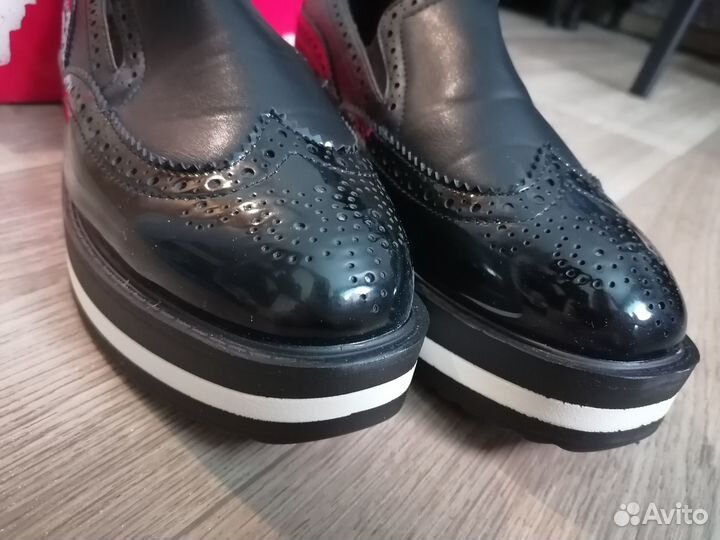 Продам туфли