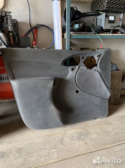 Дверные карты Ford focus 1