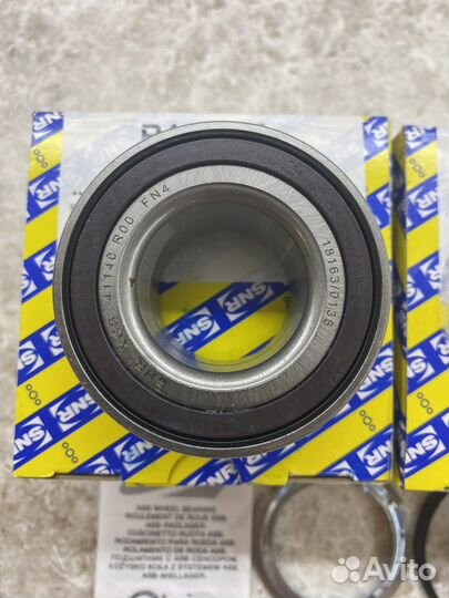 Подшипник ступицы Ларгус Логан Х-рей с абс SNR