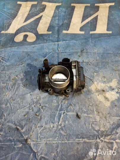 Дроссельная заслонка Skoda Octavia Tour 1.6 AKL