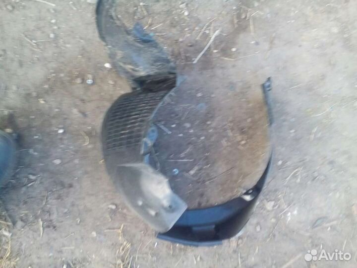 Подкрылок Hyundai-KIA KIA cerato 1 передний левый