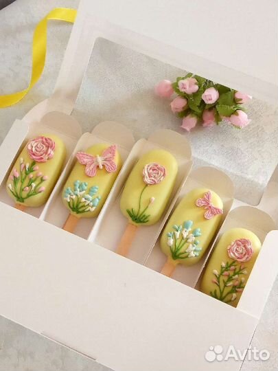 Десерт на заказ Пирожные на праздник