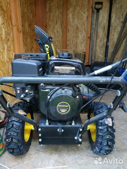 Снегоуборщик бензиновый бу