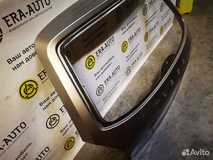 Крышка багажника granta гранта FL хэтчбек 2020