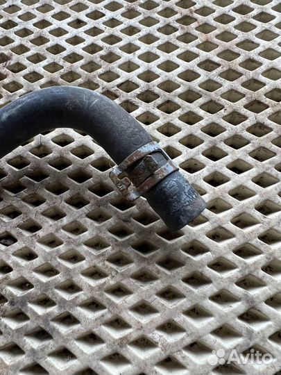 Топливный шланг Volkswagen Passat B6 2.0