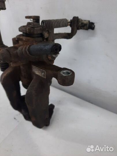 Суппорт тормозной задний правый Chevrolet Orlando