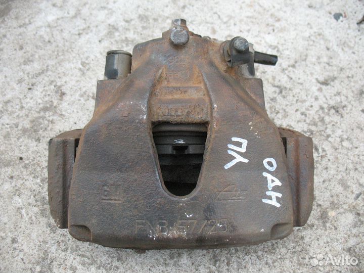 Передний суппорт 1.6/1.8 Opel Astra H, Zafira B