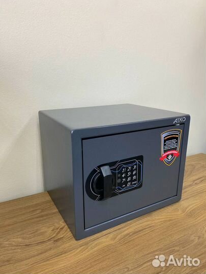 Сейфы для пистолетов aiko TT