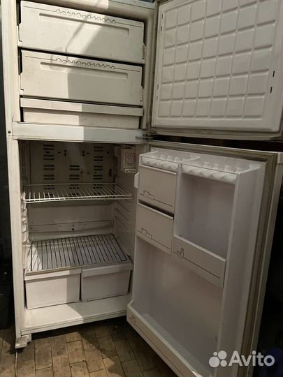 Холодильник бу