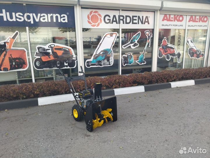 Снегоуборщик Champion ST 553