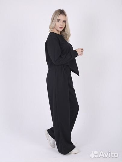 Спортивный домашний костюм