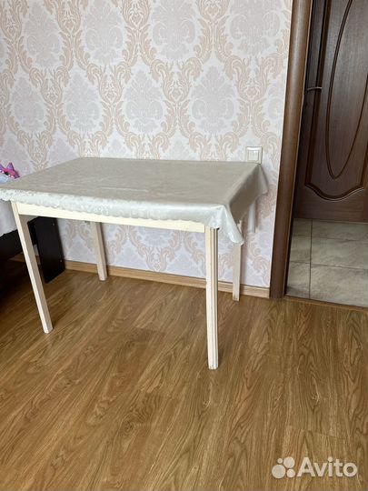 Кухонный стол бу