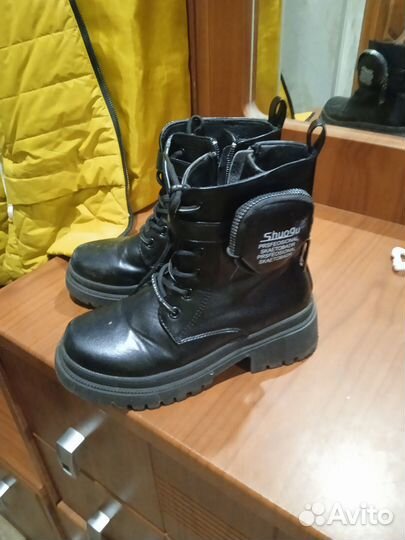 Ботинки для девочки зимние 33