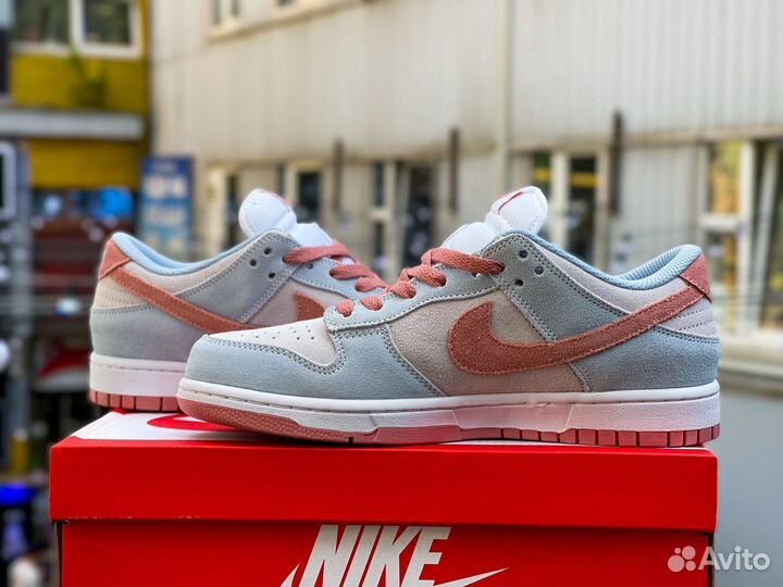 Nike Dunk Low Fossil Rose