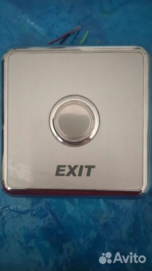 Кнопка выхода сенсорная с подсветкой