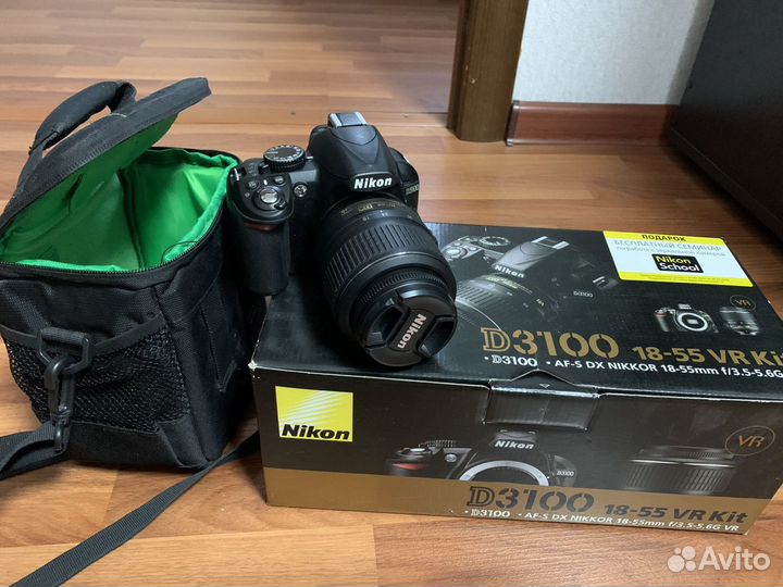 Зеркальный фотоаппарат