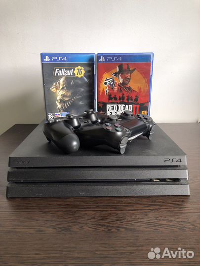 Sony PS4 pro 1tb. Игровая приставка